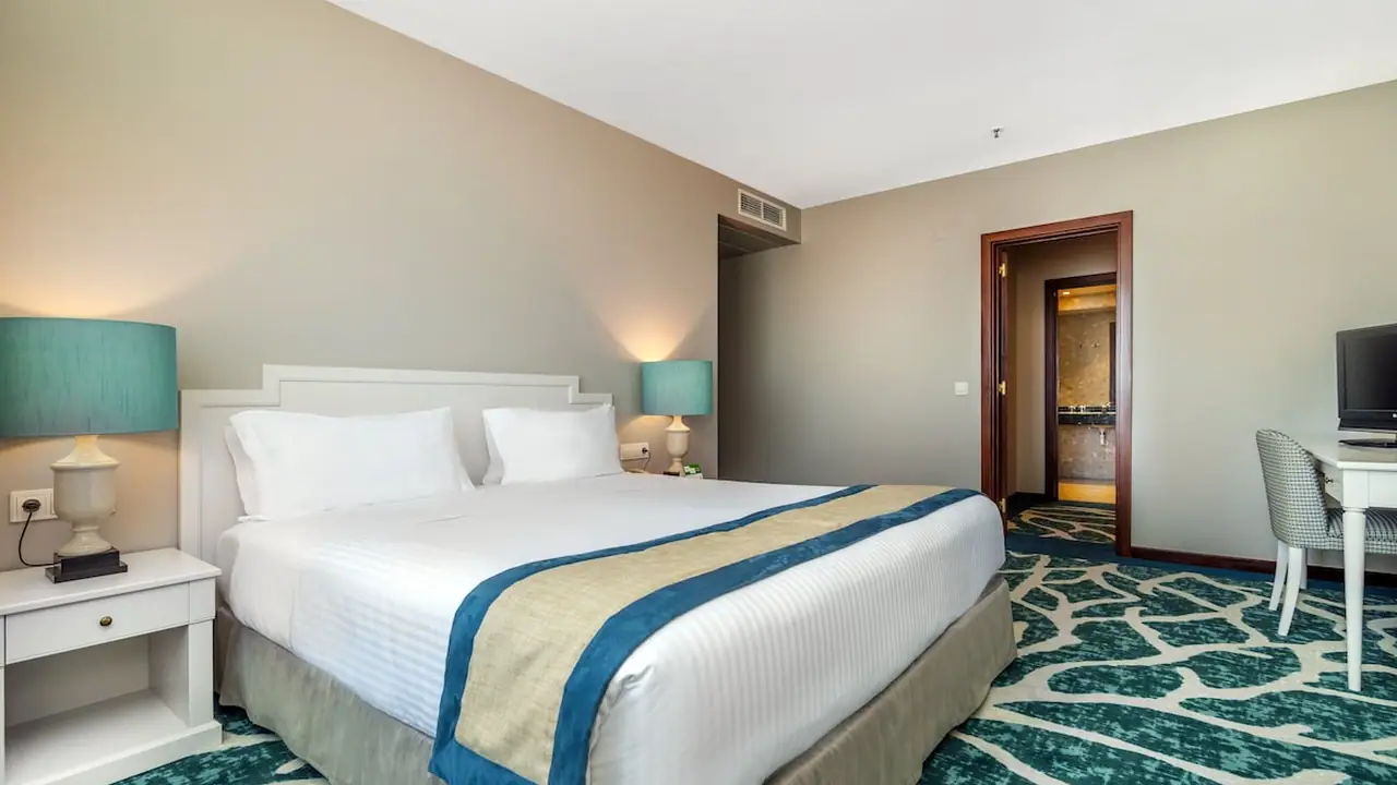 Holiday Inn Porto Gaia